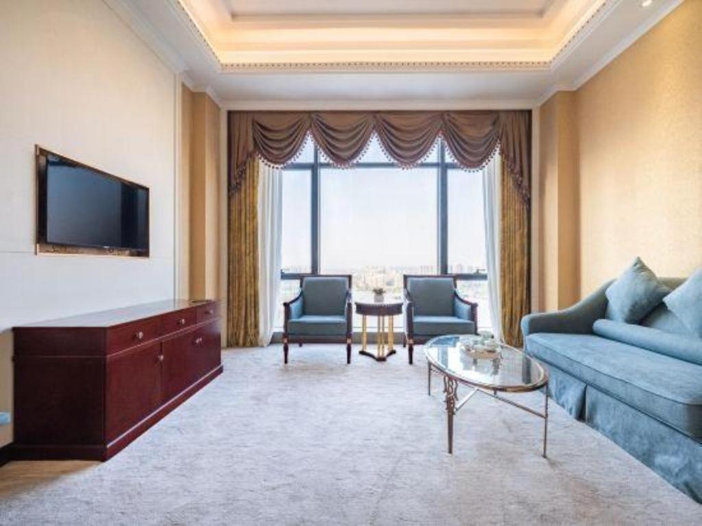 Eurasia Convention International Hotel Wuhan Exterior photo